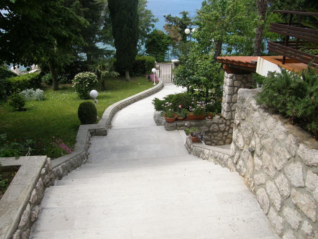 Marina Apartment Crikvenica Exteriör bild