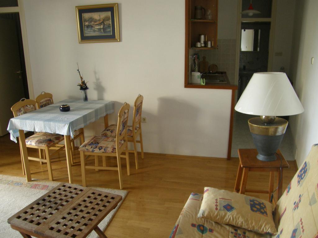 Marina Apartment Crikvenica Exteriör bild